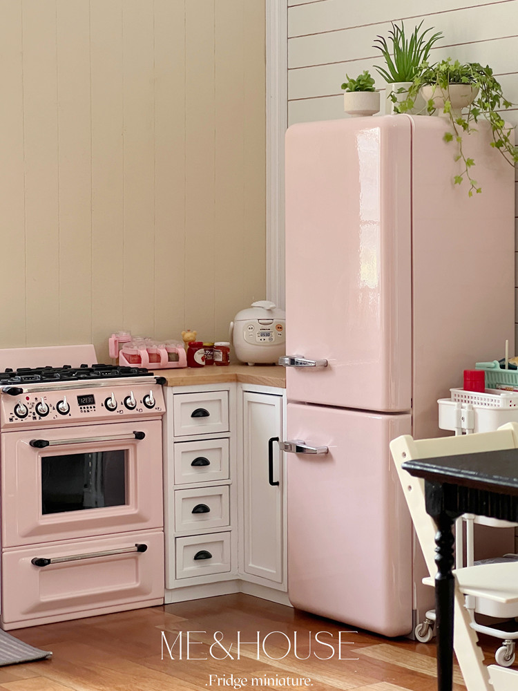 ドールハウスモデル家具アクセサリー、ライト付き金属冷蔵庫、キ - Kitchen Appliances Refrigerators のレビューと価格