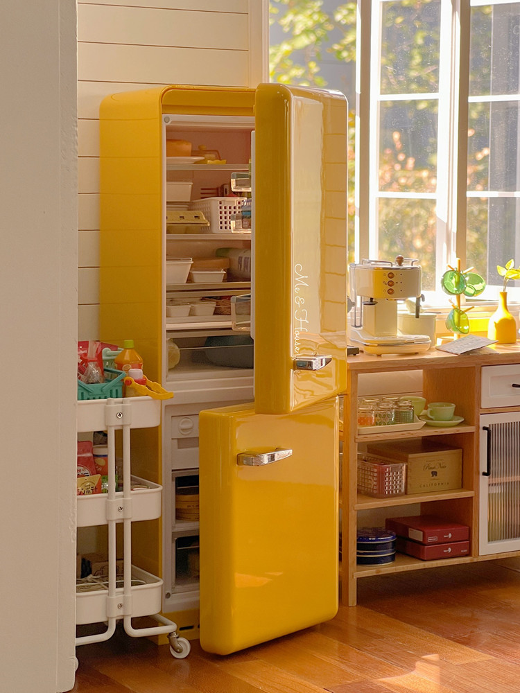 ドールハウスモデル家具アクセサリー、ライト付き金属冷蔵庫、キ - Kitchen Appliances Refrigerators のレビューと価格